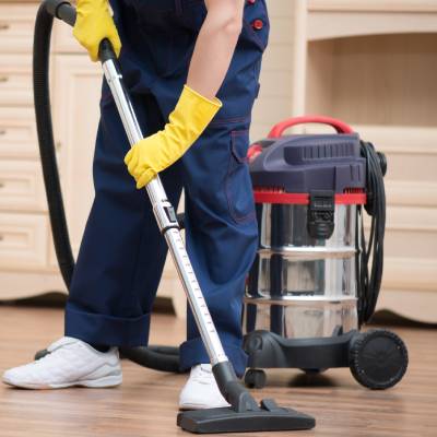 MOVE OUT CLEANING